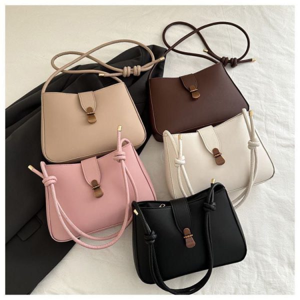 Light Luxuy Pu Handbags for Women Solid Soft Leather Crossbody Bags Personalized Daily Crossody Bags Large Capacity Female Packs